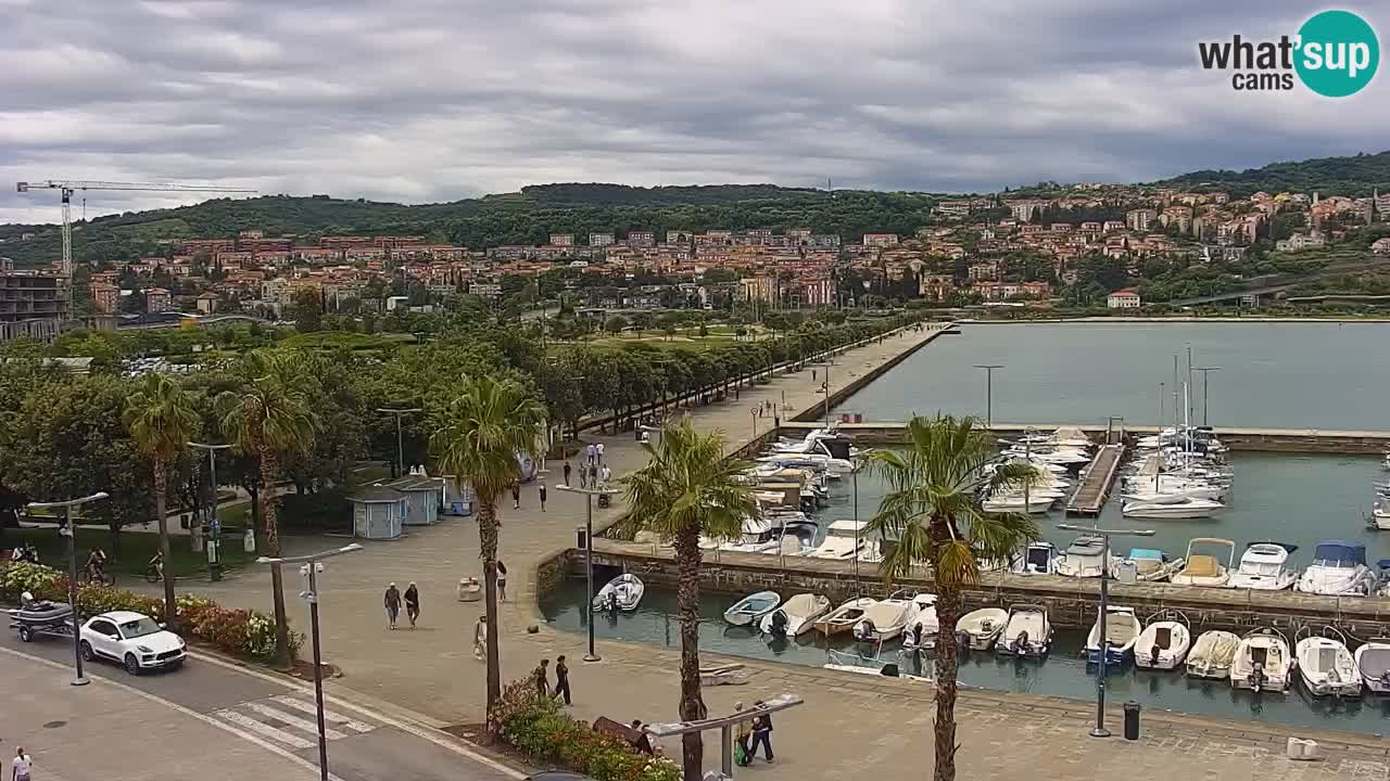 Webcam Koper – Panorama of the marina and promenade from the Grand Hotel Koper