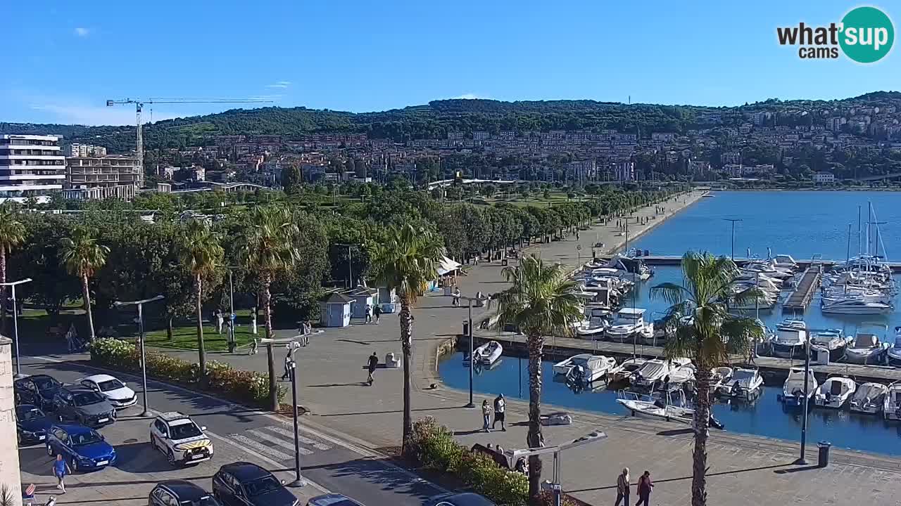 Camera en vivo Koper – puerto deportivo y paseo marítimo desde el Hotel Grand Koper