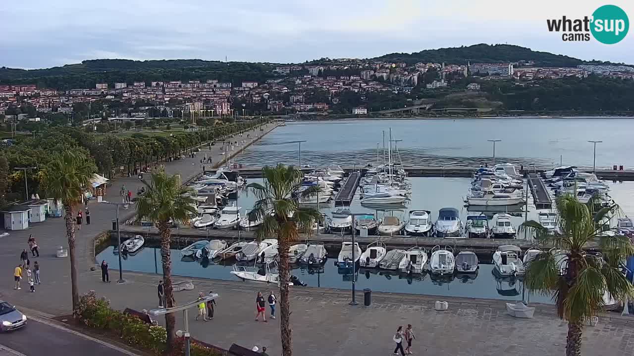 Web kamera Koper – marina i promenada – hotel Grand Koper