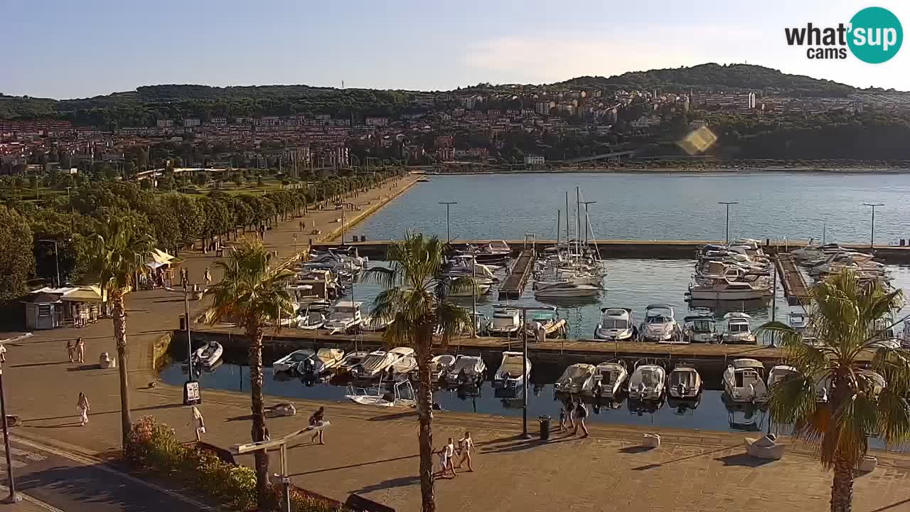 Webcam Koper – Panorama de la marina et de la promenade depuis le Grand Hotel Koper