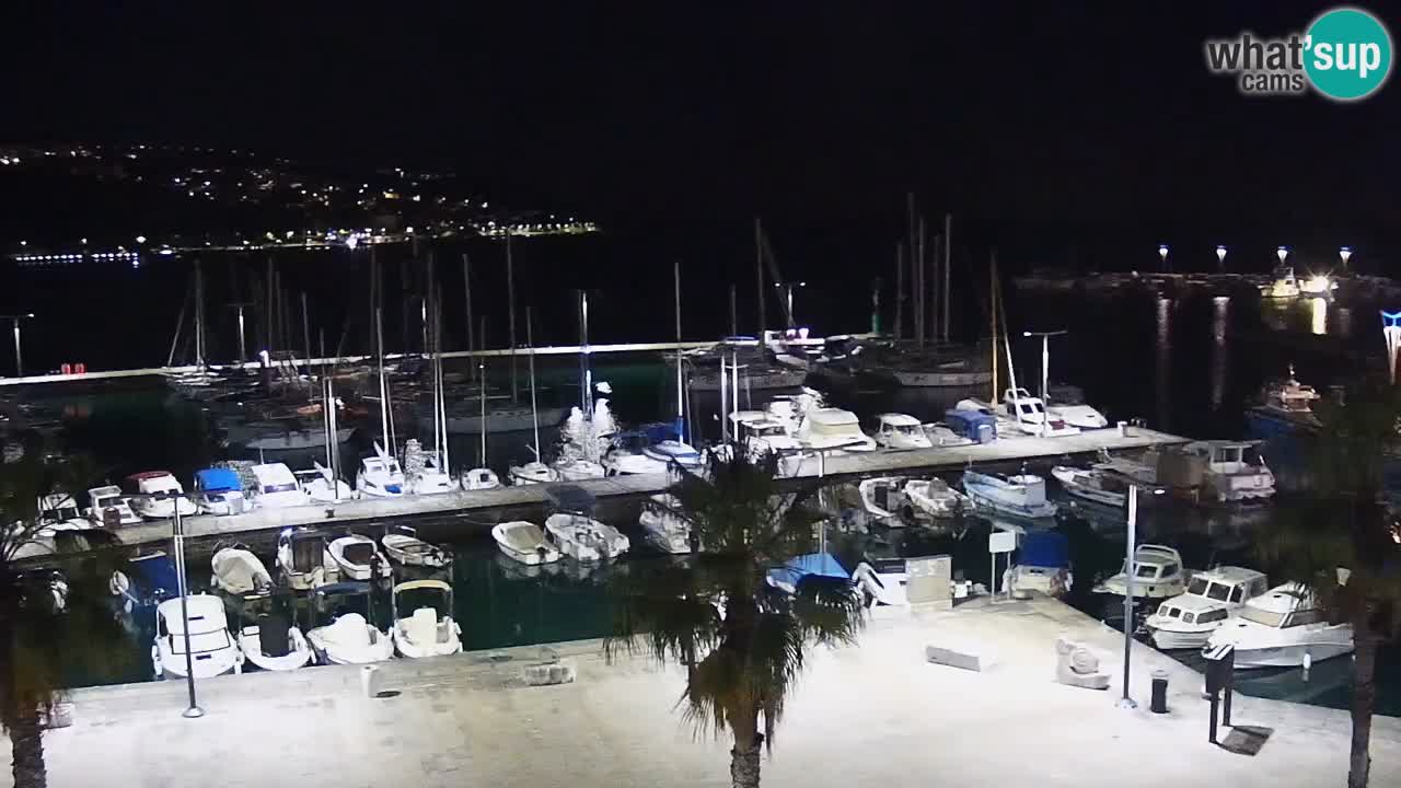 Webcam Koper – Panorama of the marina and promenade from the Grand Hotel Koper