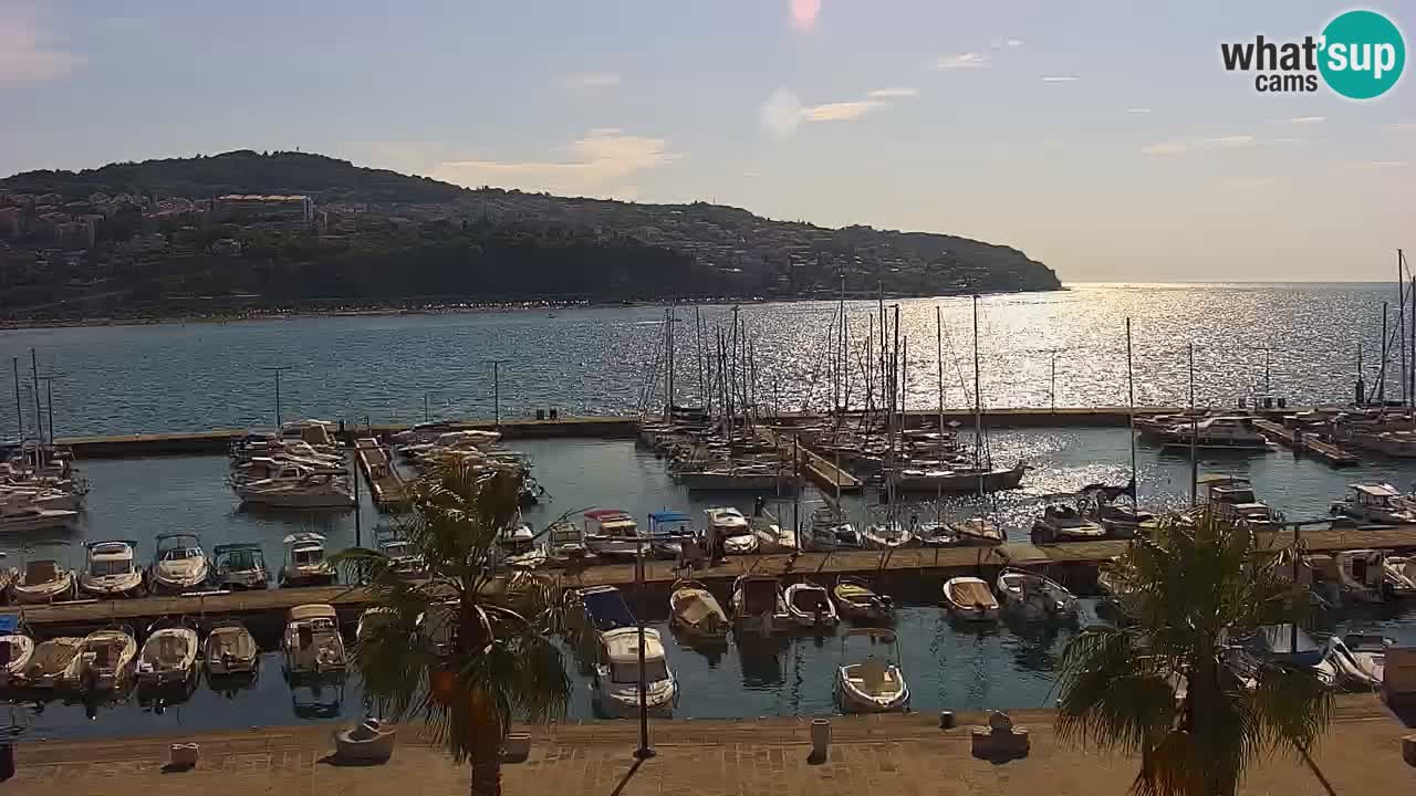 Camera en vivo Koper – puerto deportivo y paseo marítimo desde el Hotel Grand Koper