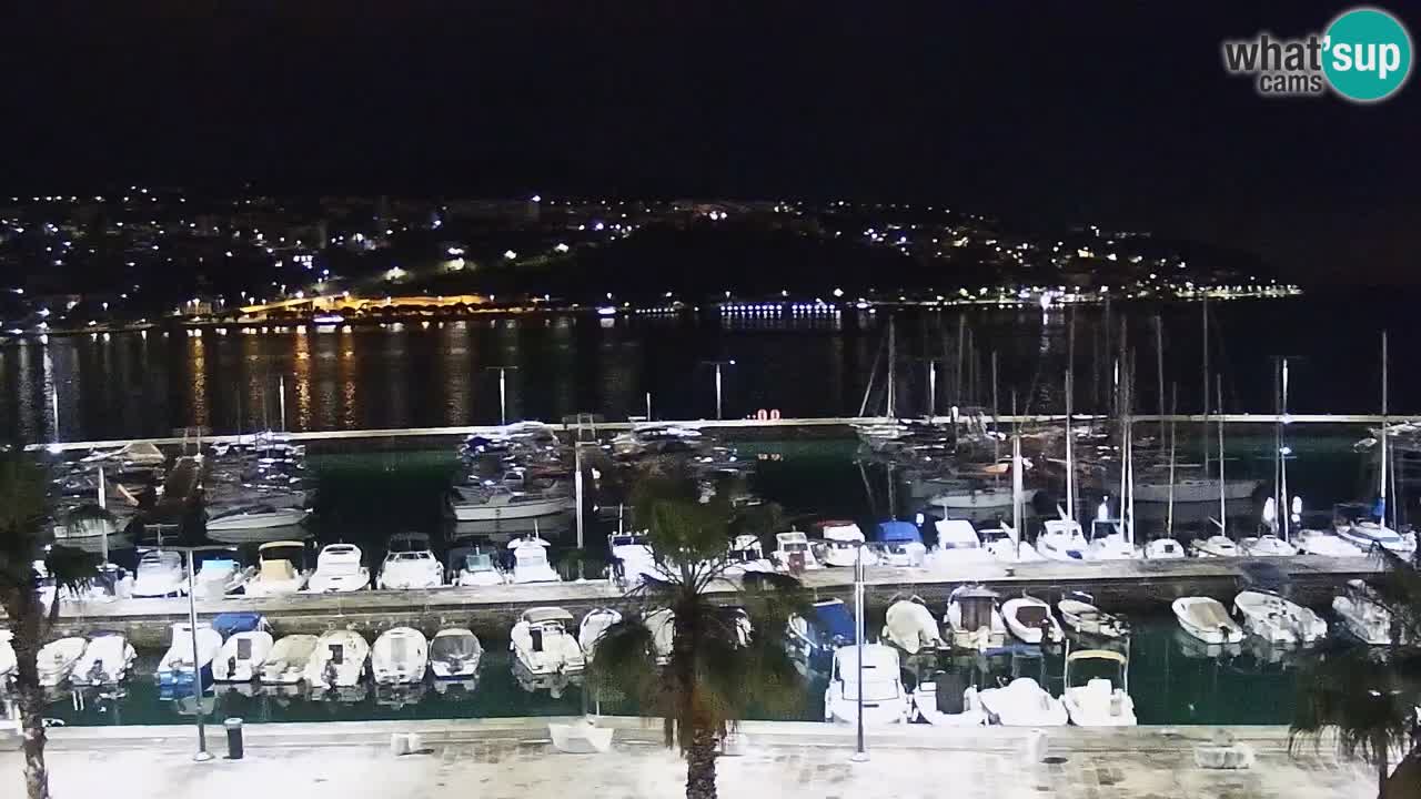 Webcam Koper – Panorama of the marina and promenade from the Grand Hotel Koper