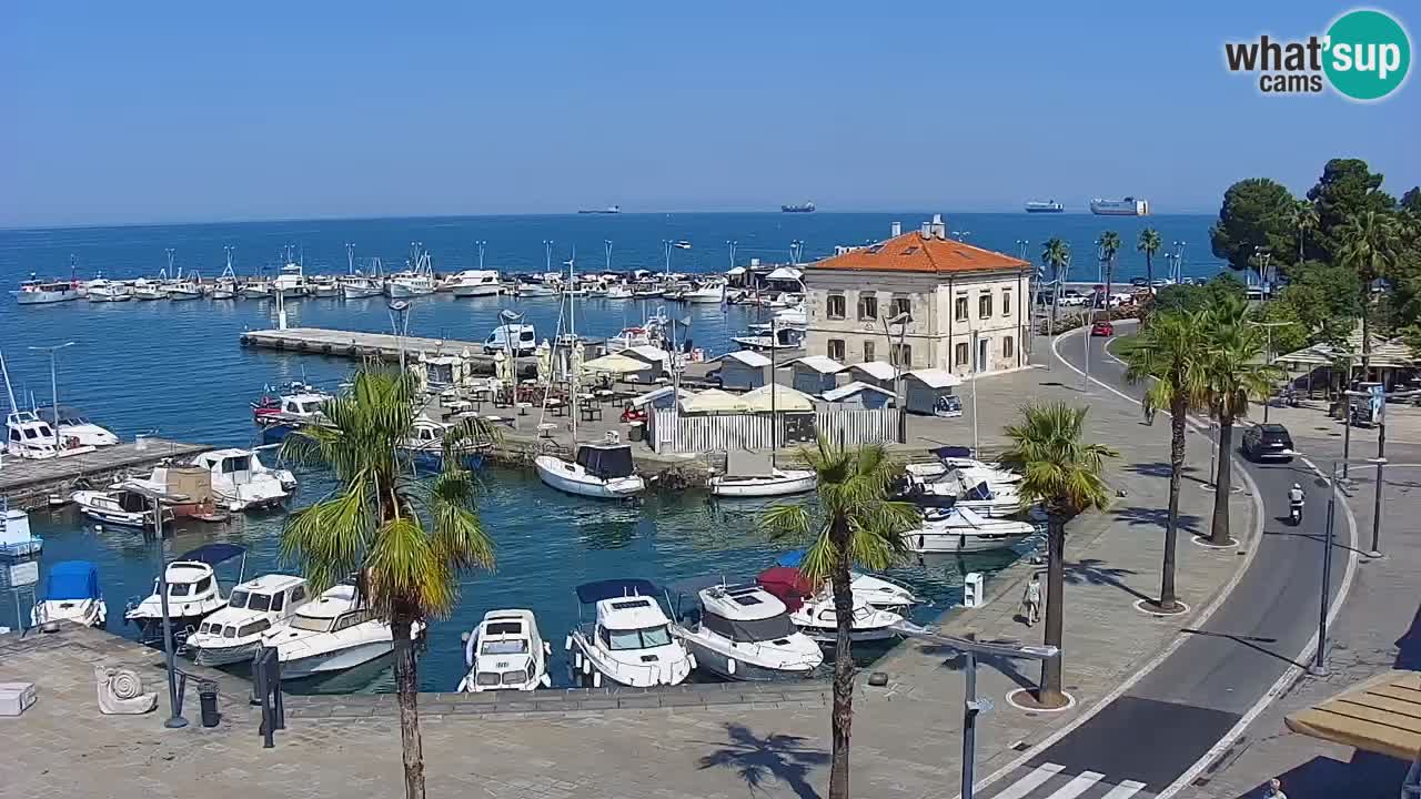 Webcam Koper – Panorama de la marina et de la promenade depuis le Grand Hotel Koper