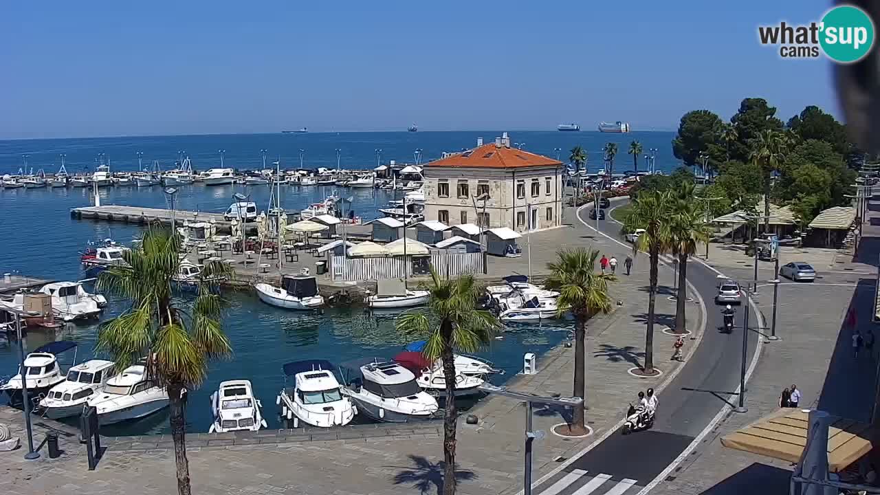 Camera en vivo Koper – puerto deportivo y paseo marítimo desde el Hotel Grand Koper