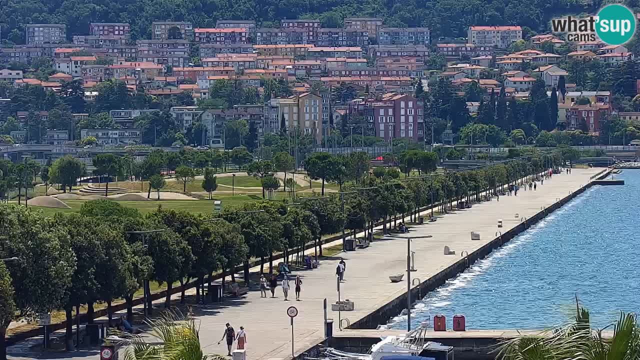 Web kamera Koper – marina i promenada – hotel Grand Koper