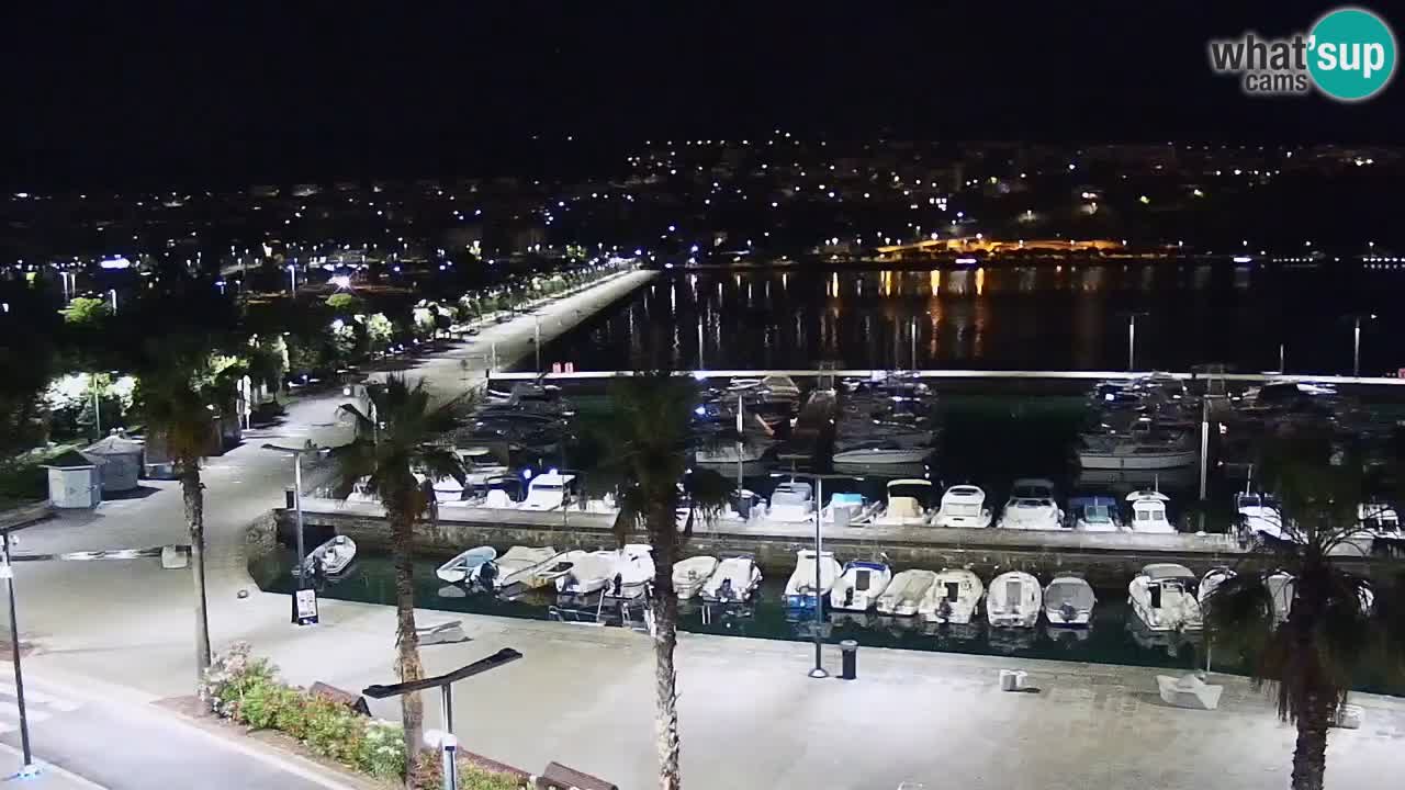 Luka Kopar uživo web kamera – Turistički terminal i teretna luka – Slovenija
