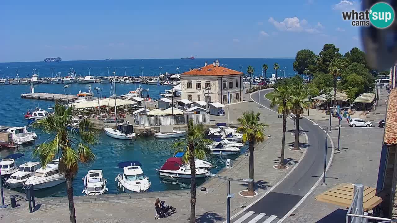 The Port of Koper live webcam – cruise and cargo port – Slovenia