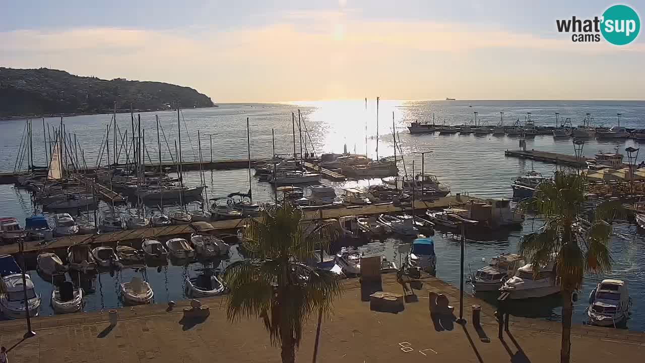 Camera en vivo Koper – puerto deportivo y paseo marítimo desde el Hotel Grand Koper
