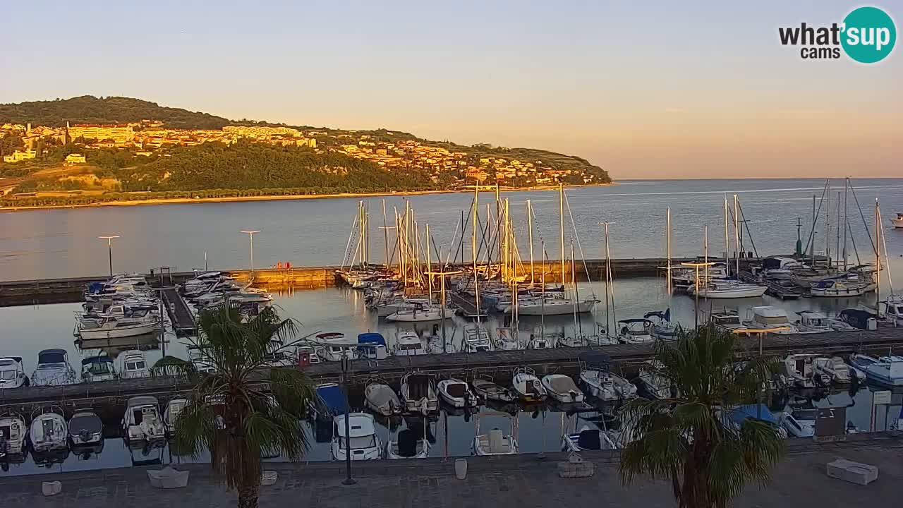 Webcam Koper – Panorama de la marina et de la promenade depuis le Grand Hotel Koper