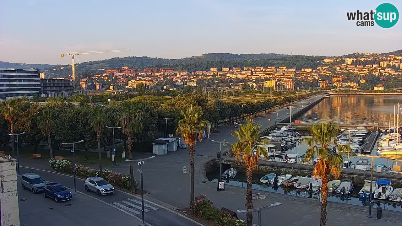 Web kamera Koper – marina i promenada – hotel Grand Koper