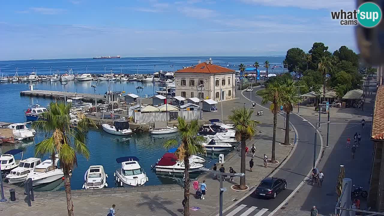 Webcam Koper – Panorama of the marina and promenade from the Grand Hotel Koper