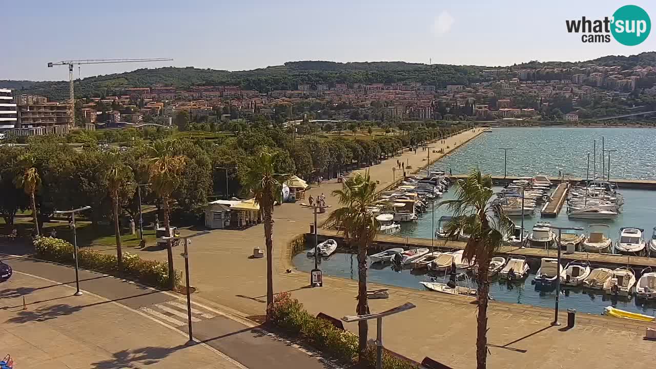 Camera en vivo Koper – puerto deportivo y paseo marítimo desde el Hotel Grand Koper
