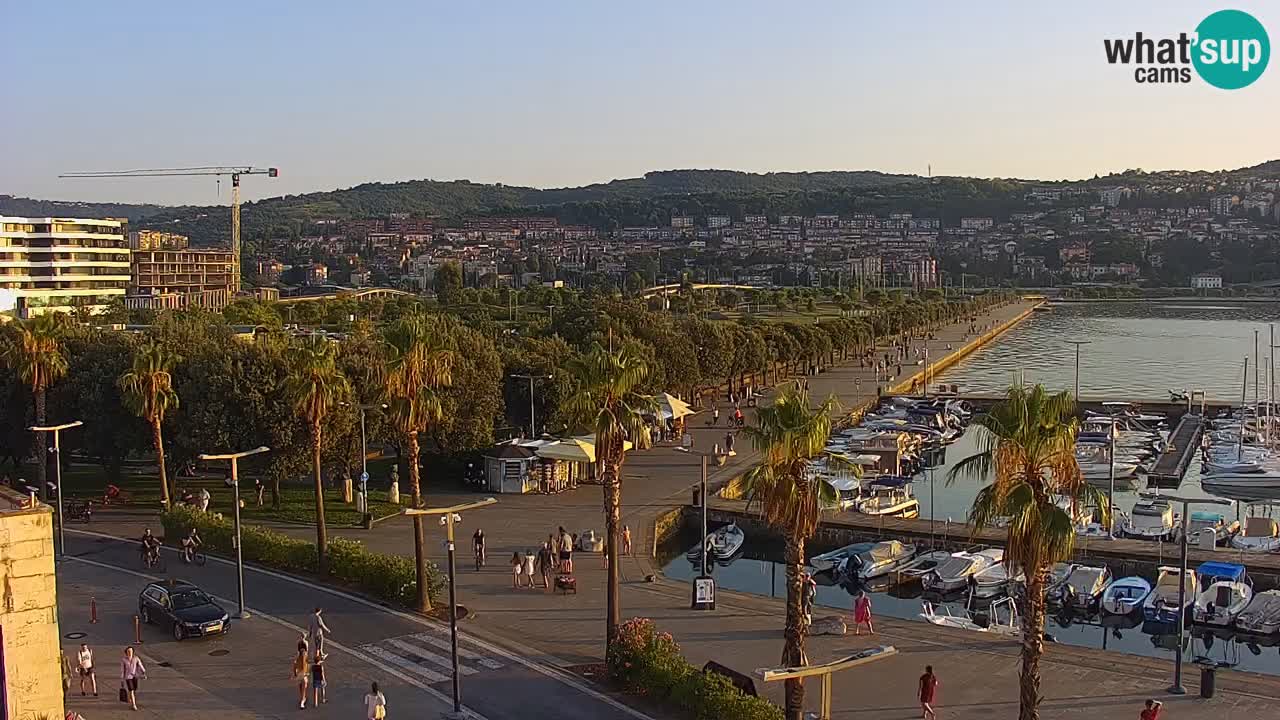 Der Hafen von Koper Live-Webcam – Kreuzfahrt- und Frachthafen – Slowenien