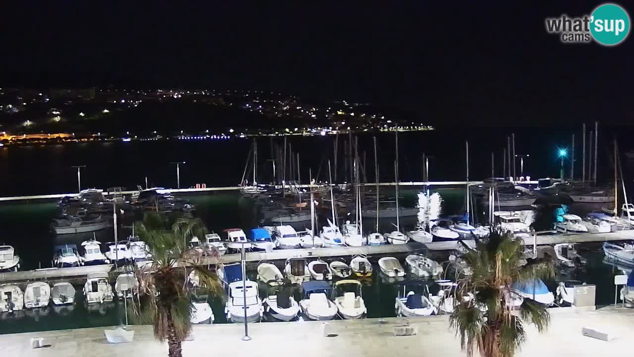Webcam Koper – Panorama of the marina and promenade from the Grand Hotel Koper