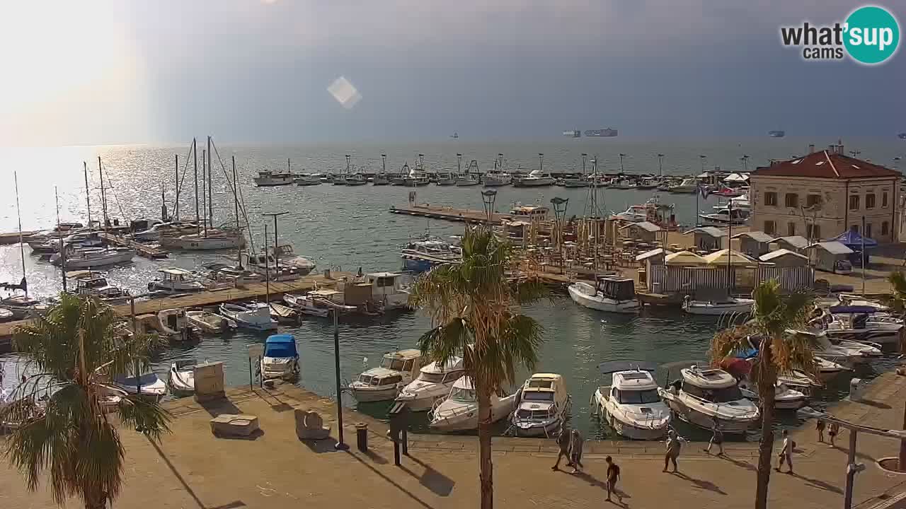 Webcam Koper – Panorama of the marina and promenade from the Grand Hotel Koper