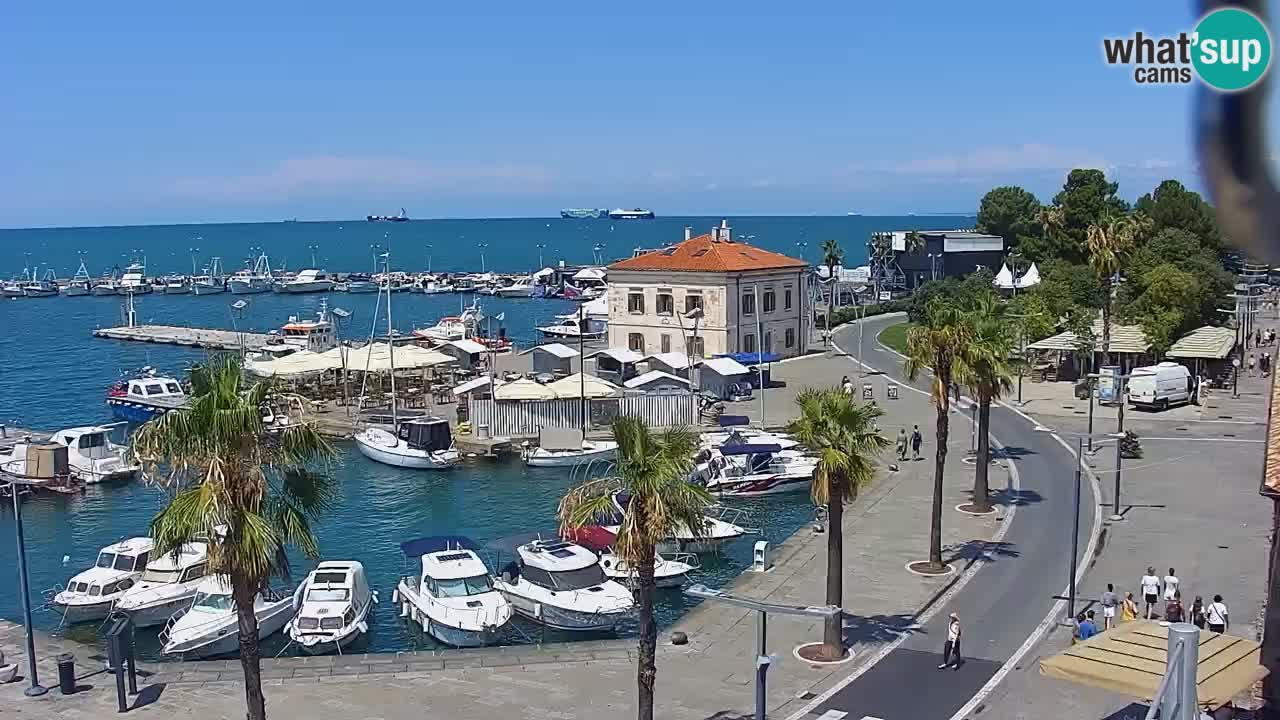 Camera en vivo Koper – puerto deportivo y paseo marítimo desde el Hotel Grand Koper
