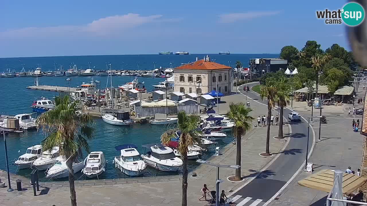 Webcam Koper – Panorama of the marina and promenade from the Grand Hotel Koper