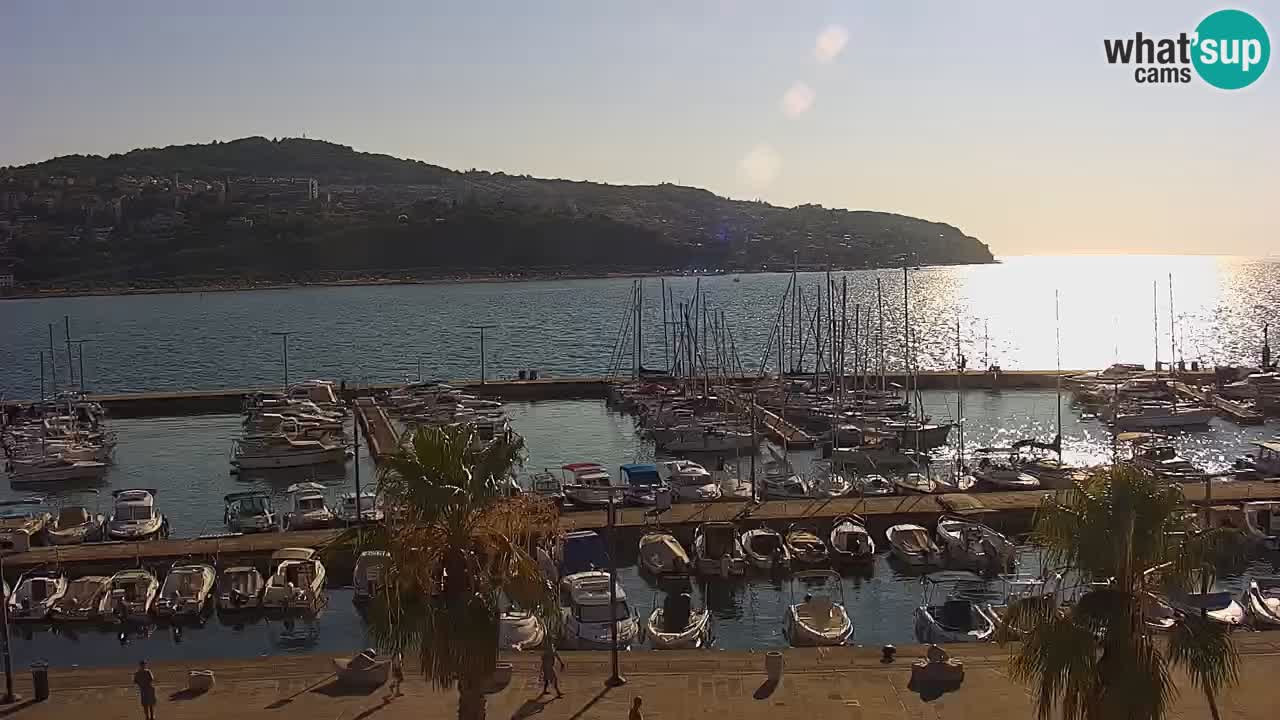 Web kamera Koper – marina i promenada – hotel Grand Koper