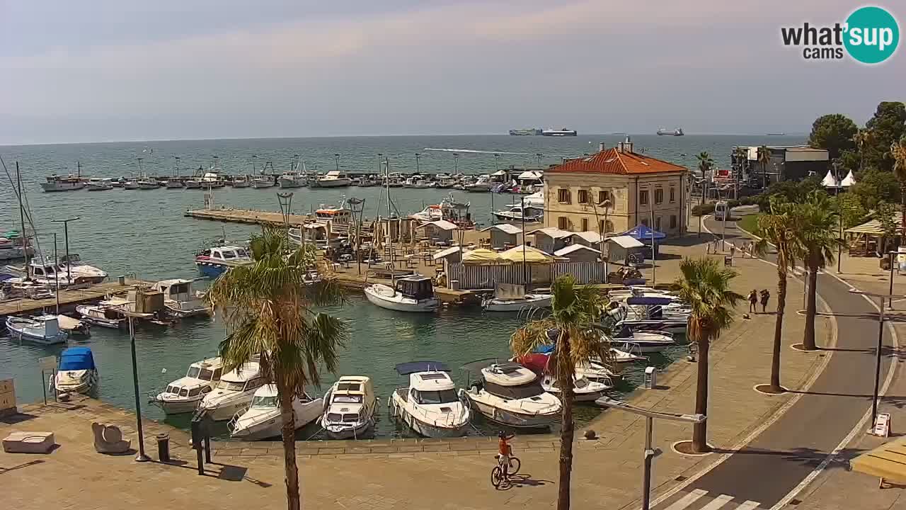 Webcam Koper – Panorama de la marina et de la promenade depuis le Grand Hotel Koper