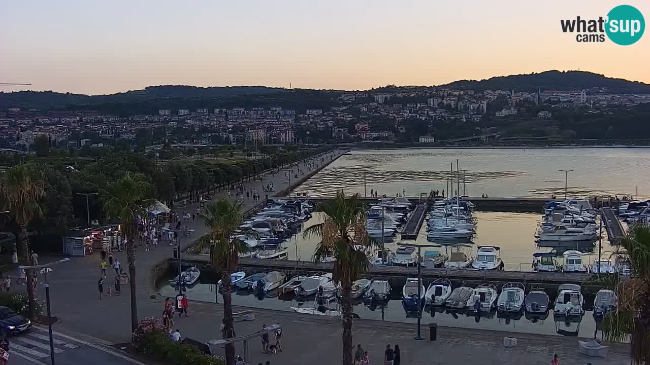 Webcam Capodistria – marina e lungo mare dall’Hotel Grand Koper