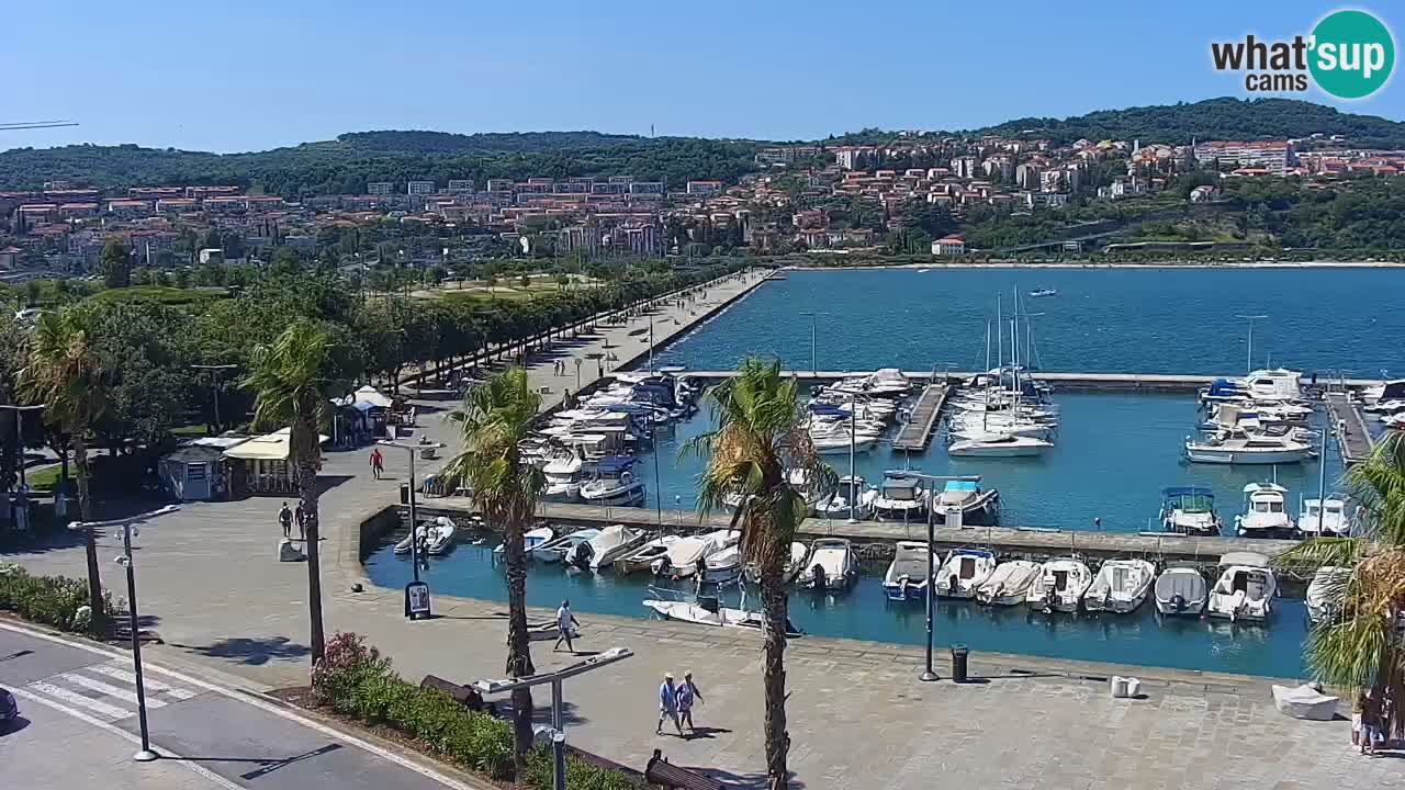 Webcam Koper – Panorama des Jachthafens und der Promenade vom Hotel Grand Koper