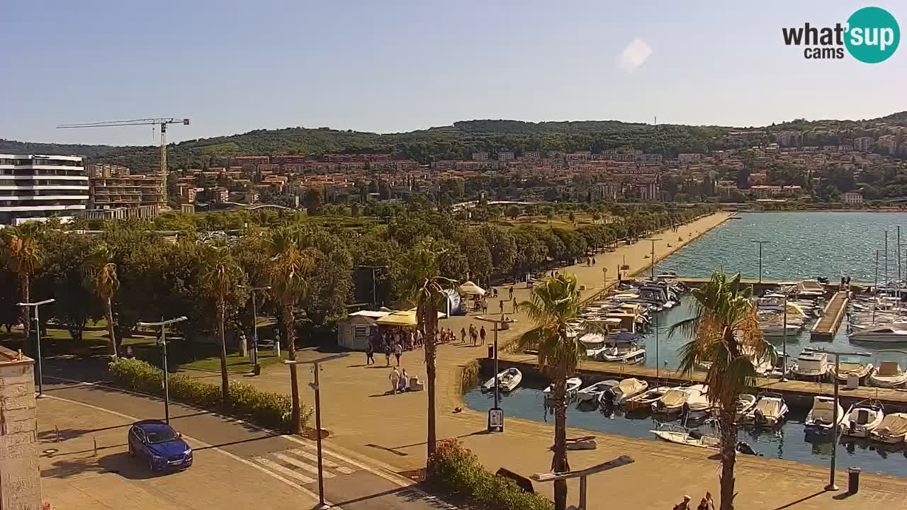 Webcam Koper – Panorama des Jachthafens und der Promenade vom Hotel Grand Koper