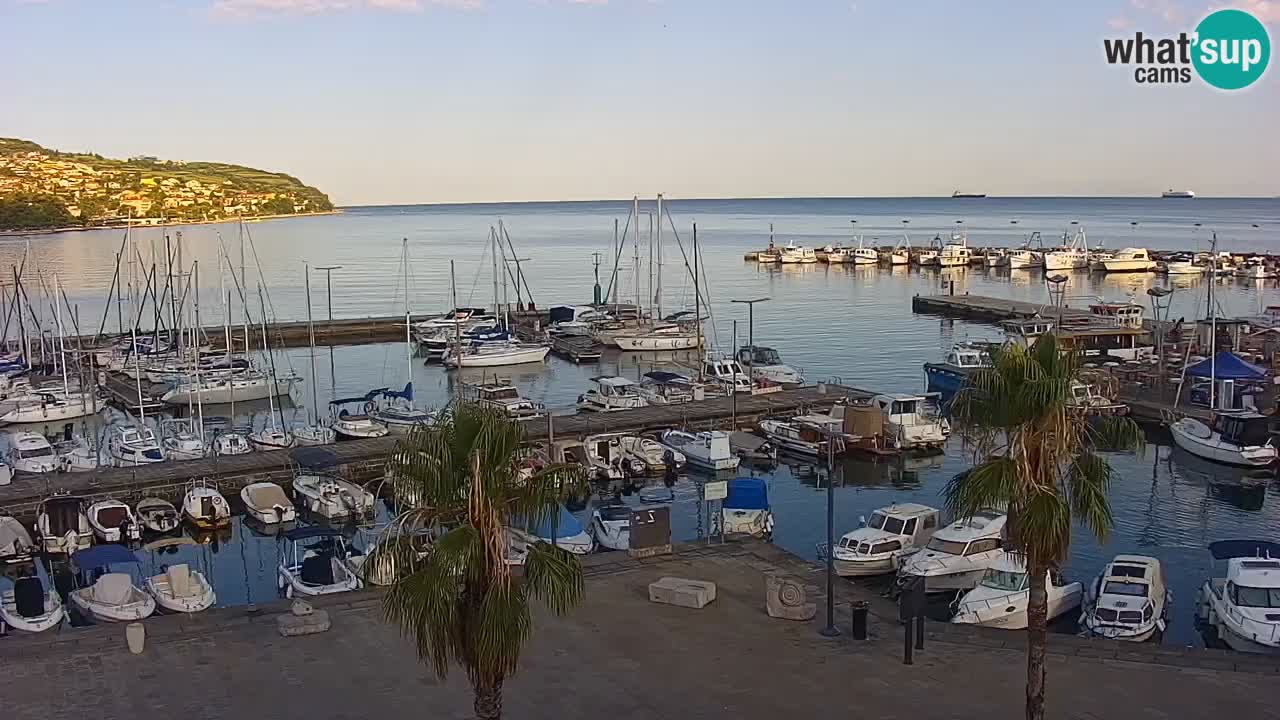 Web kamera Koper – marina i promenada – hotel Grand Koper