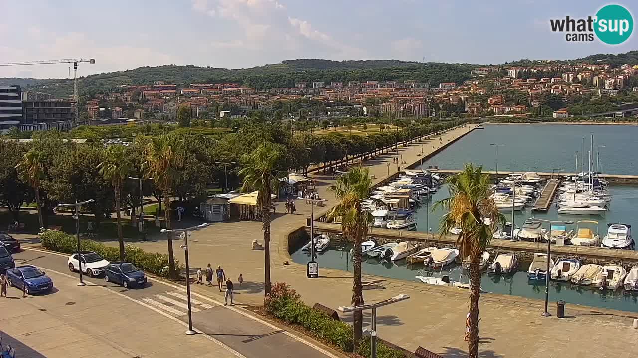 Webcam Koper – Panorama of the marina and promenade from the Grand Hotel Koper