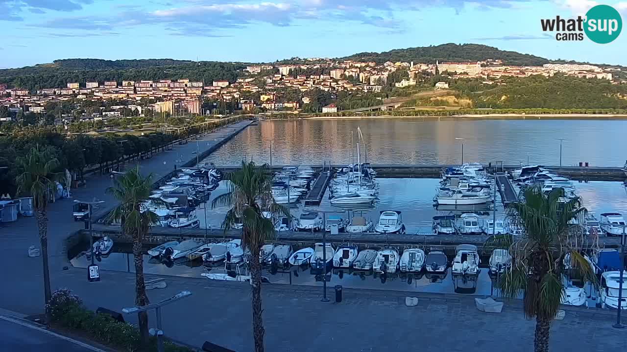 Webcam Koper – Panorama of the marina and promenade from the Grand Hotel Koper