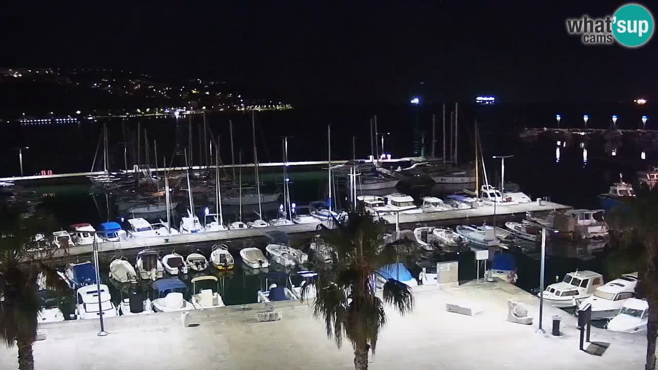 Webcam Koper – Panorama of the marina and promenade from the Grand Hotel Koper