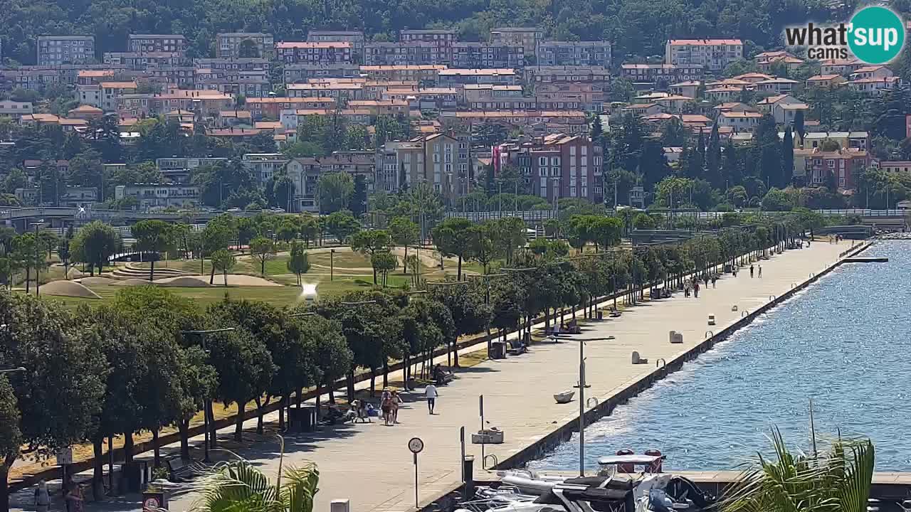 Webcam Koper – Panorama of the marina and promenade from the Grand Hotel Koper