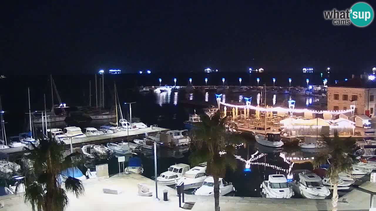 Webcam Koper – Panorama des Jachthafens und der Promenade vom Hotel Grand Koper