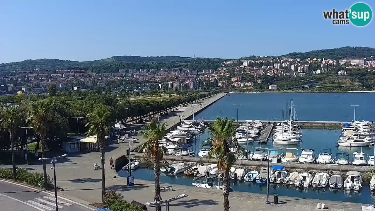 Webcam Koper – Panorama of the marina and promenade from the Grand Hotel Koper