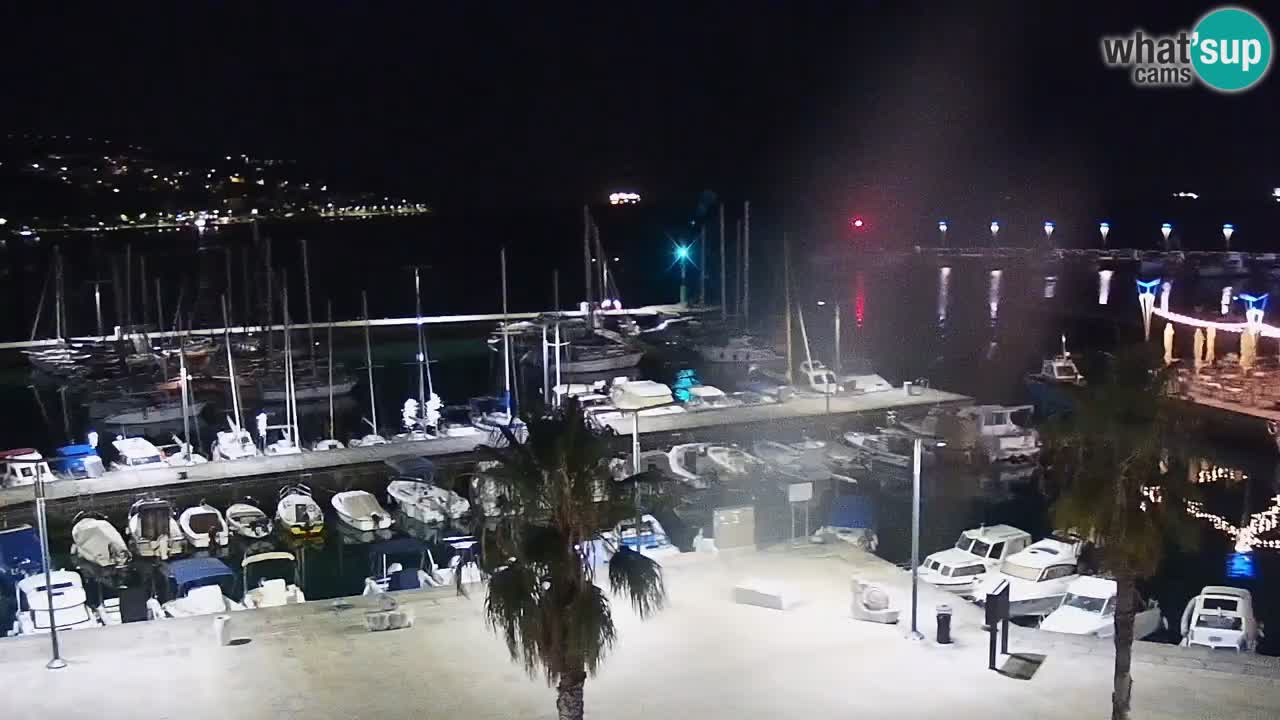 Webcam Koper – Panorama of the marina and promenade from the Grand Hotel Koper