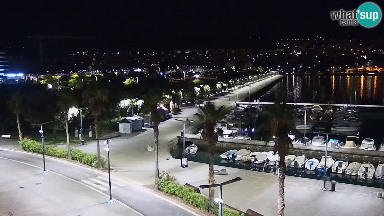 Webcam Koper – Panorama of the marina and promenade from the Grand Hotel Koper