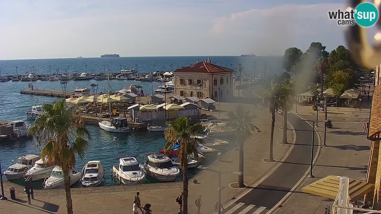 Webcam Koper – Panorama de la marina et de la promenade depuis le Grand Hotel Koper