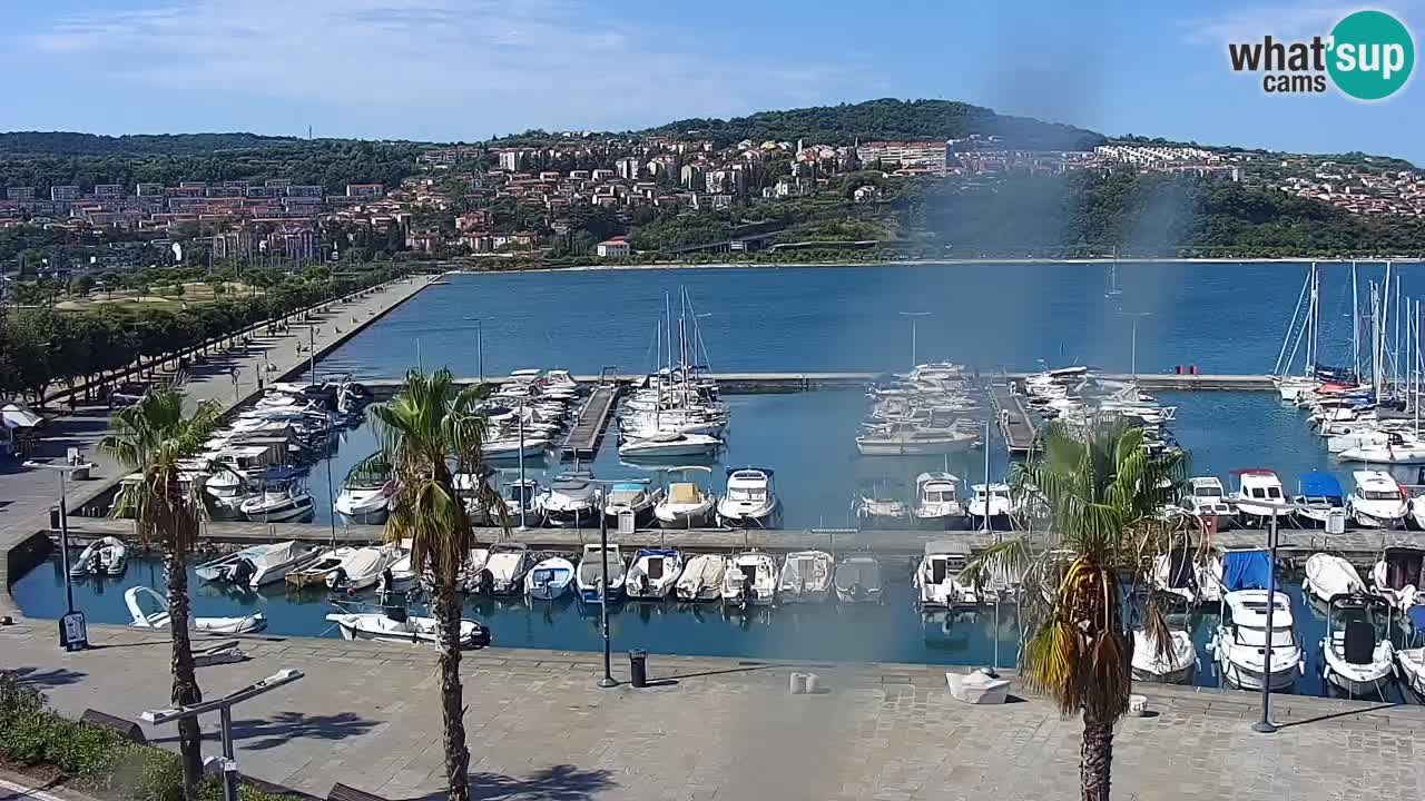 Spletna kamera Koper – Panorama na marino in promenado s Hotela Grand Koper