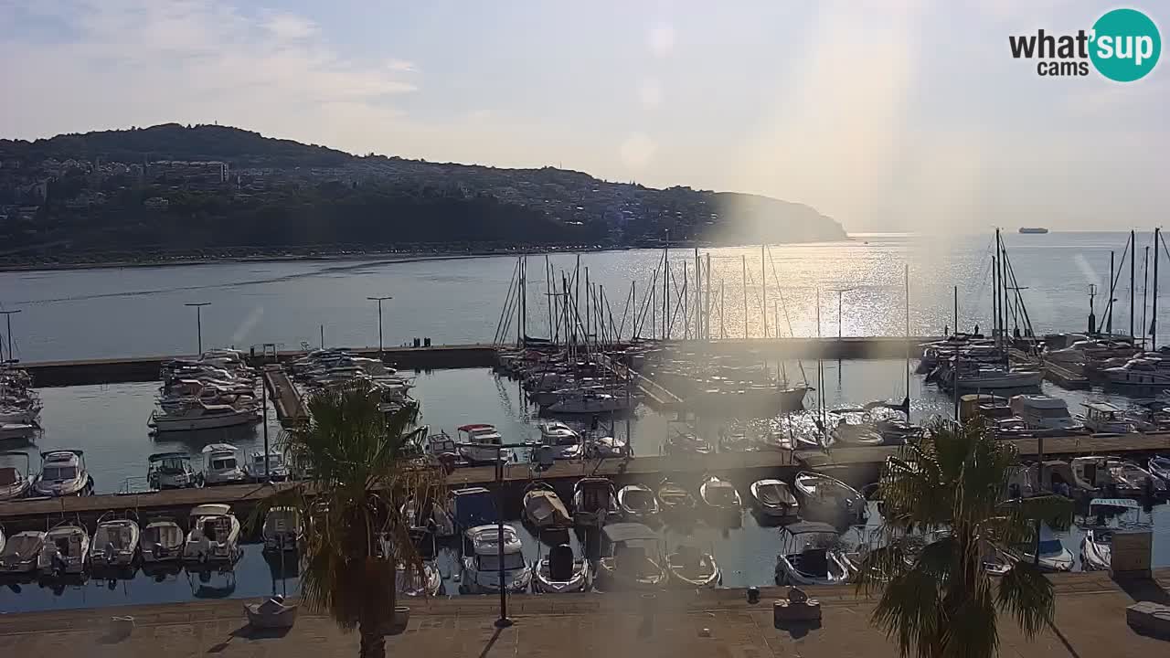 Webcam Koper – Panorama de la marina et de la promenade depuis le Grand Hotel Koper