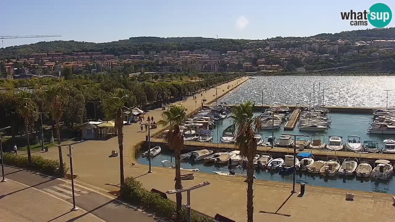 Camera en vivo Koper – puerto deportivo y paseo marítimo desde el Hotel Grand Koper