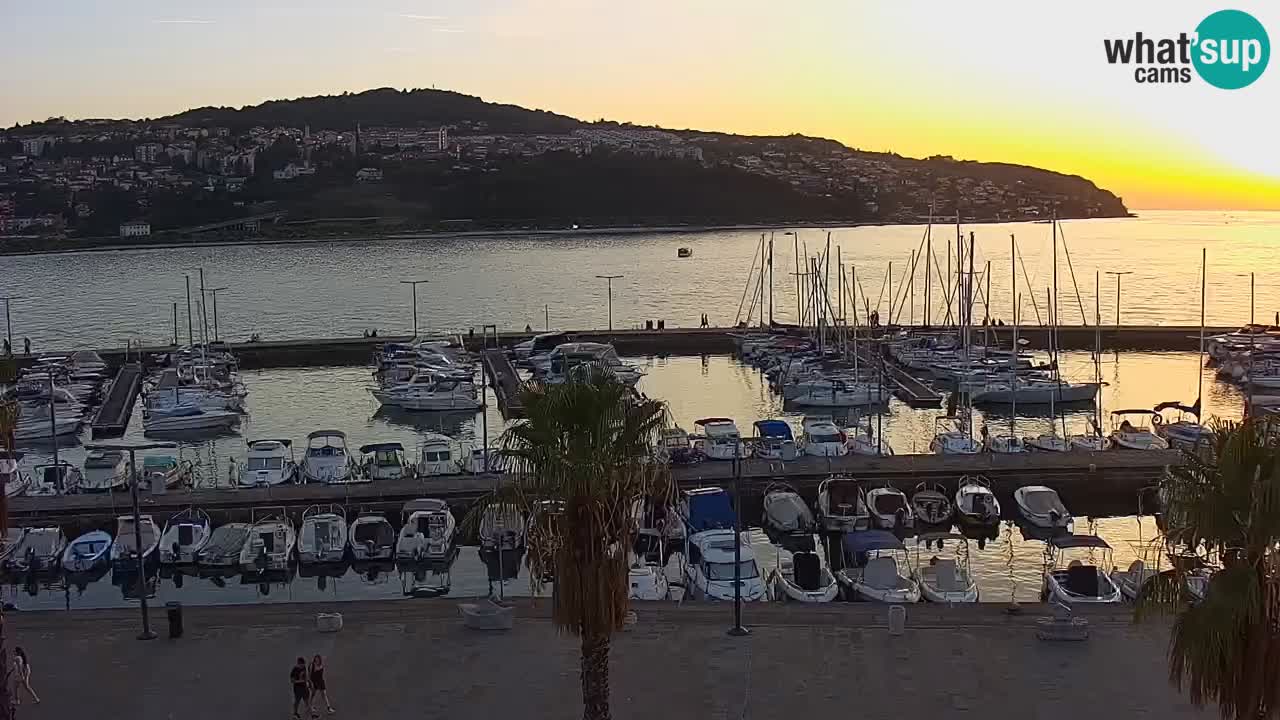 Web kamera Koper – marina i promenada – hotel Grand Koper