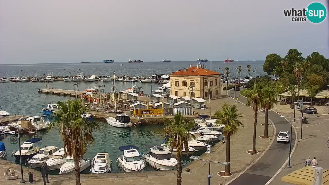 Webcam Koper – Panorama de la marina et de la promenade depuis le Grand Hotel Koper