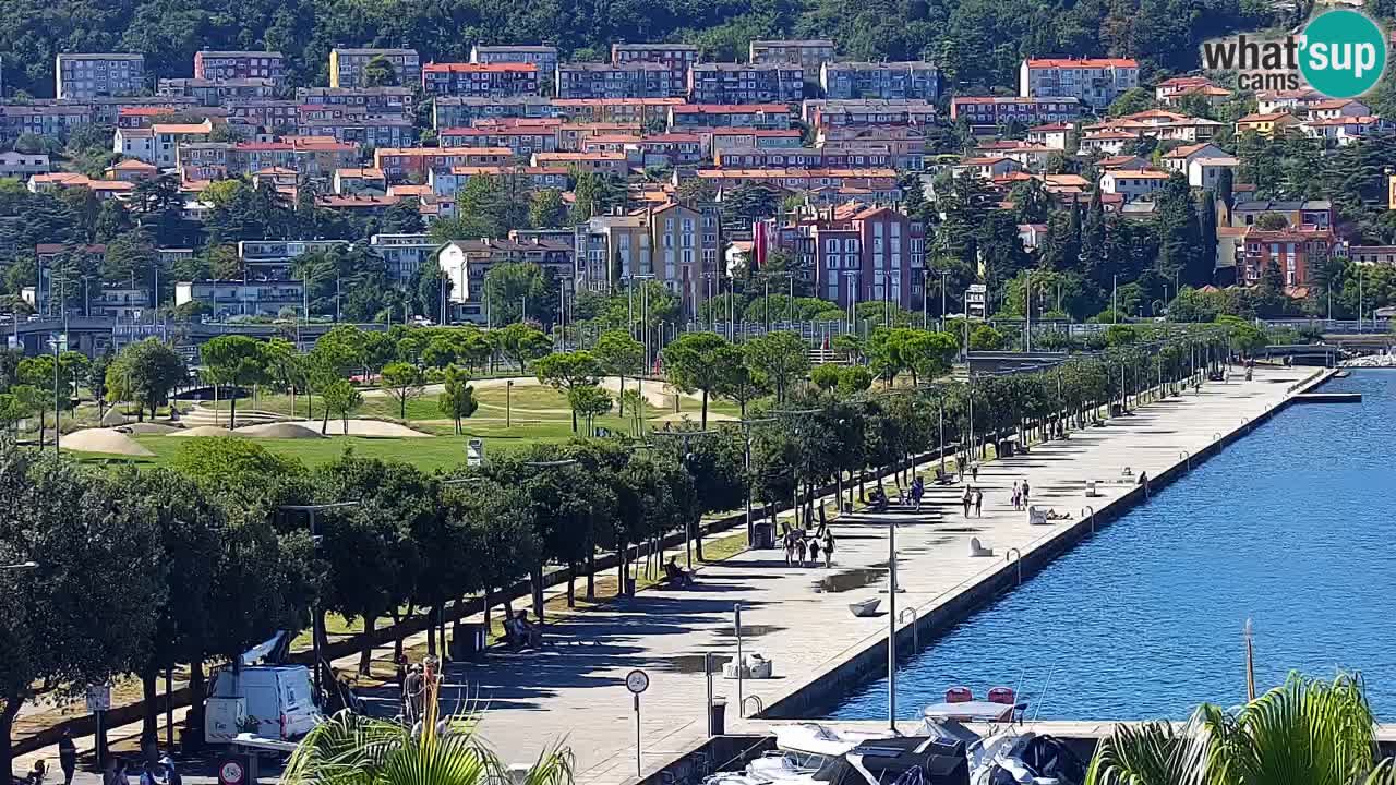 Camera en vivo Koper – puerto deportivo y paseo marítimo desde el Hotel Grand Koper