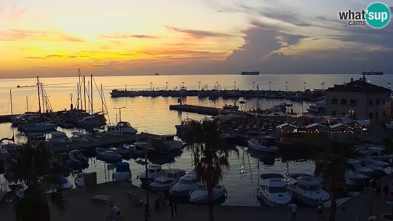 Web kamera Koper – marina i promenada – hotel Grand Koper