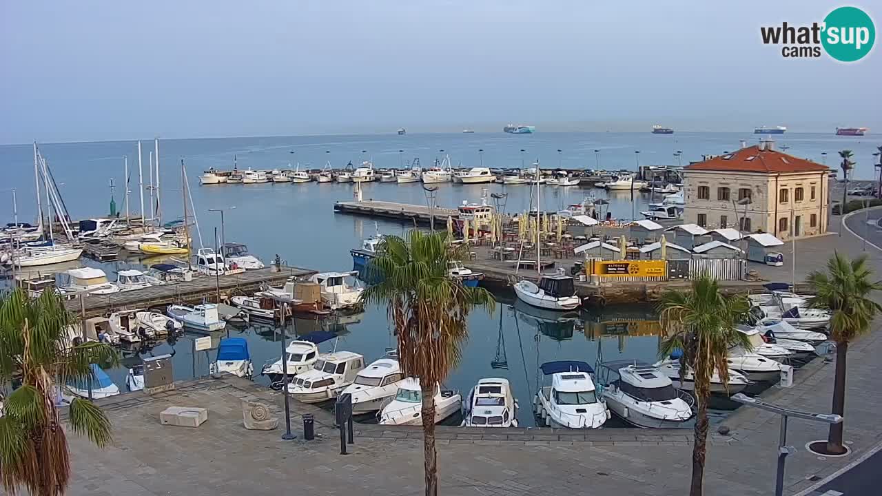 Webcam Koper – Panorama de la marina et de la promenade depuis le Grand Hotel Koper