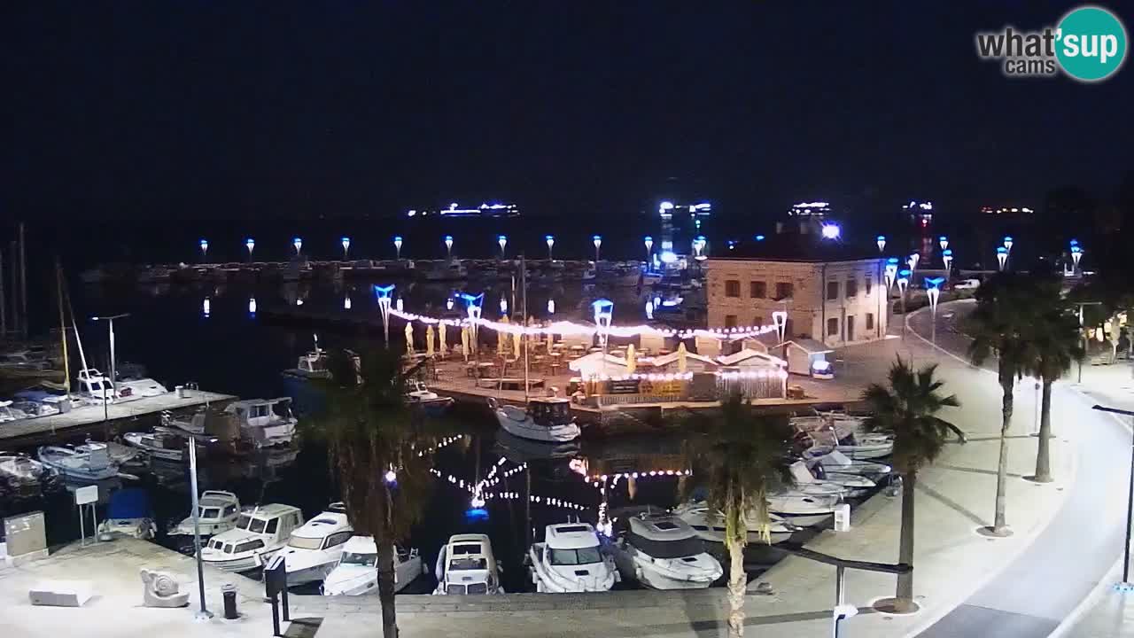 Webcam Koper – Panorama des Jachthafens und der Promenade vom Hotel Grand Koper