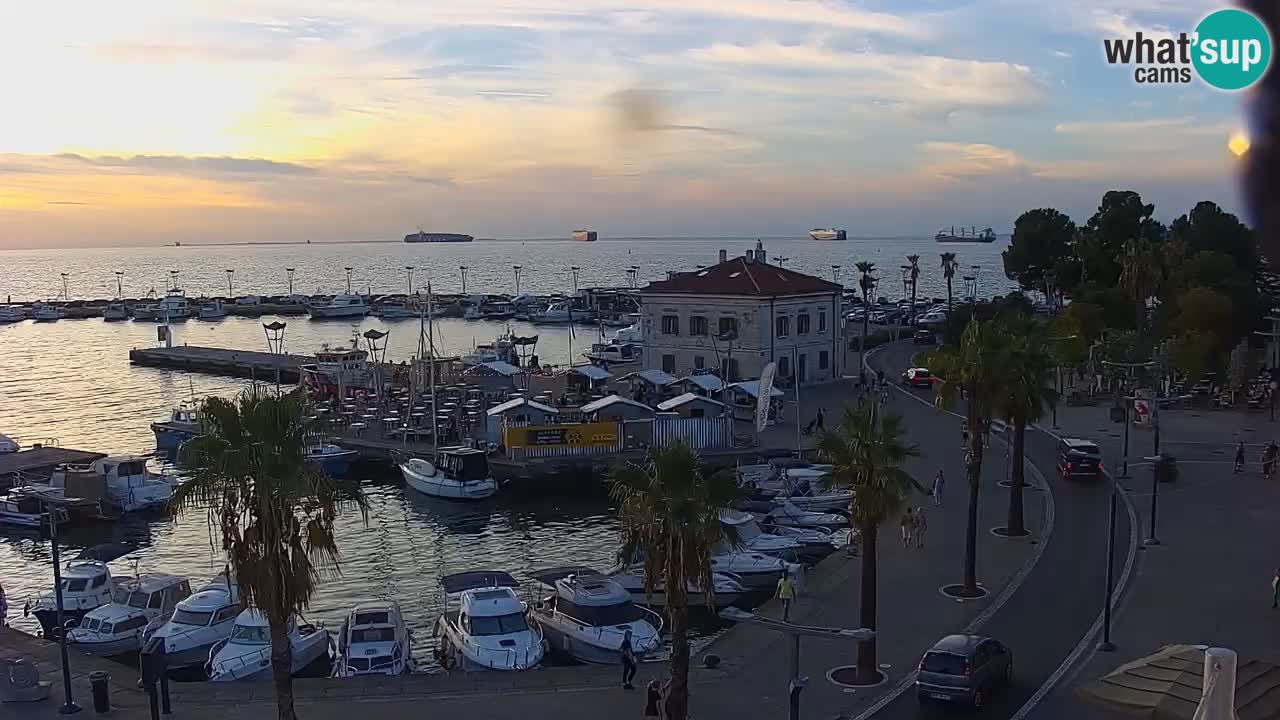 The Port of Koper live webcam – cruise and cargo port – Slovenia