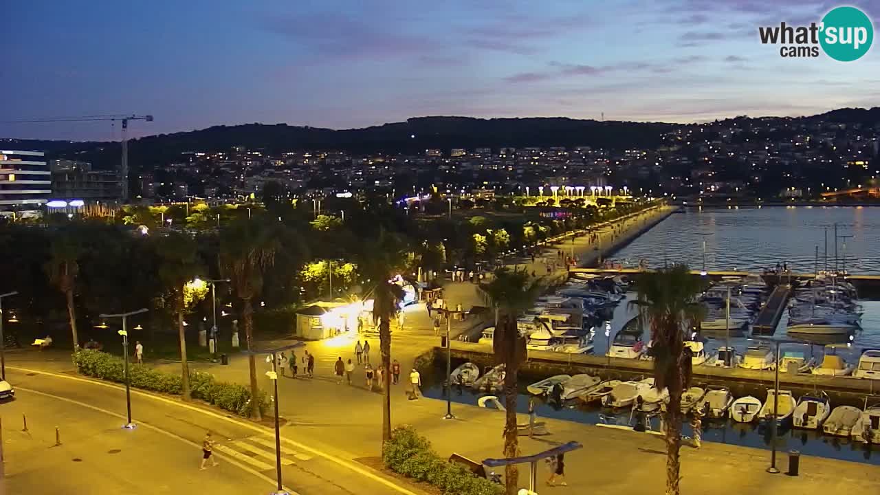 Webcam Koper – Panorama de la marina et de la promenade depuis le Grand Hotel Koper