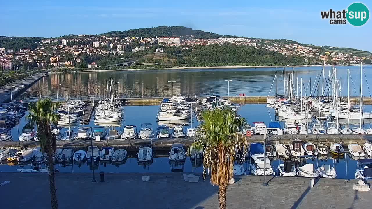 Camera en vivo Koper – puerto deportivo y paseo marítimo desde el Hotel Grand Koper