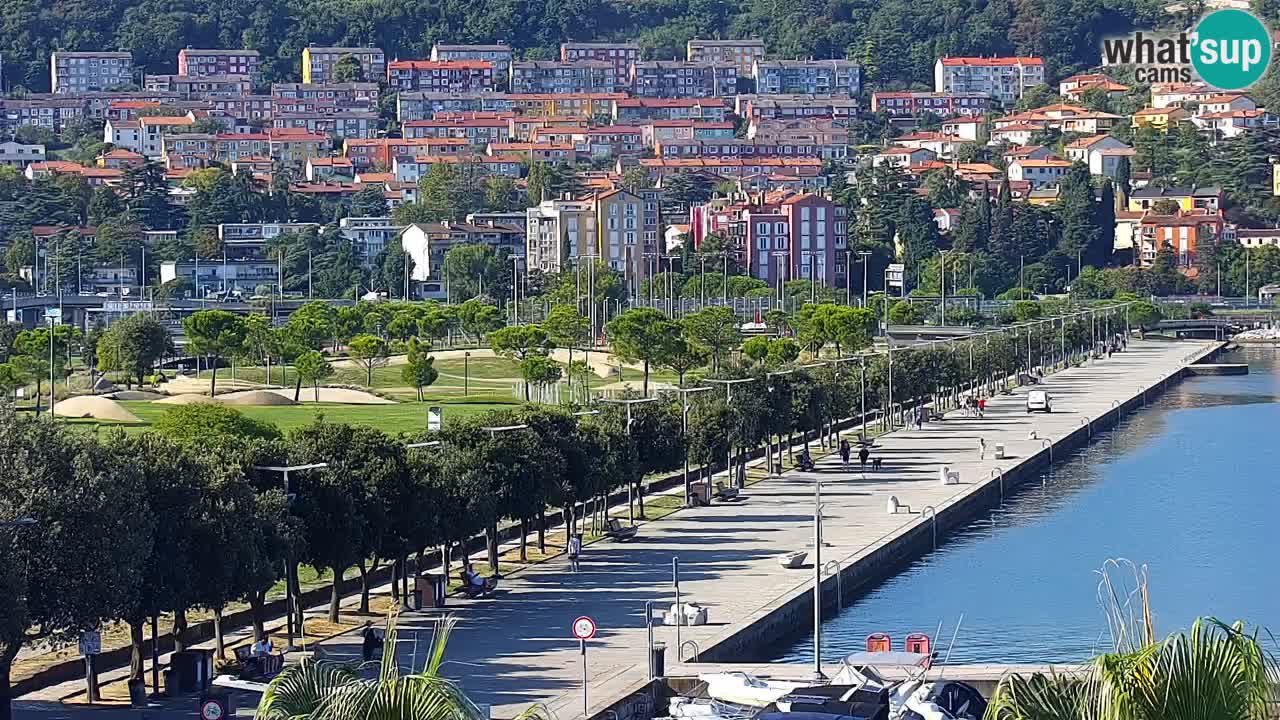 Webcam Koper – Panorama of the marina and promenade from the Grand Hotel Koper